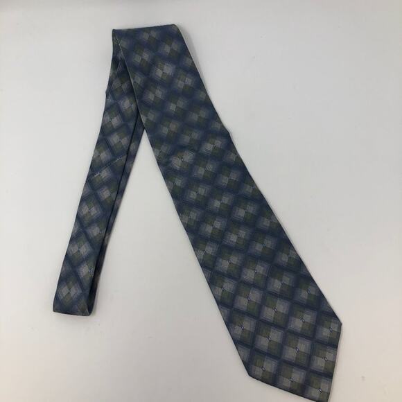 Van Heusen 100% silk tie, 60” long and 4” wide, blue and silver geometric - Picture 2 of 5